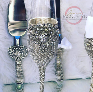 Sweetheart Champagne and cake cutting set