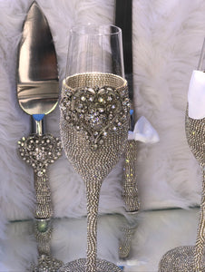 Sweetheart Champagne and cake cutting set